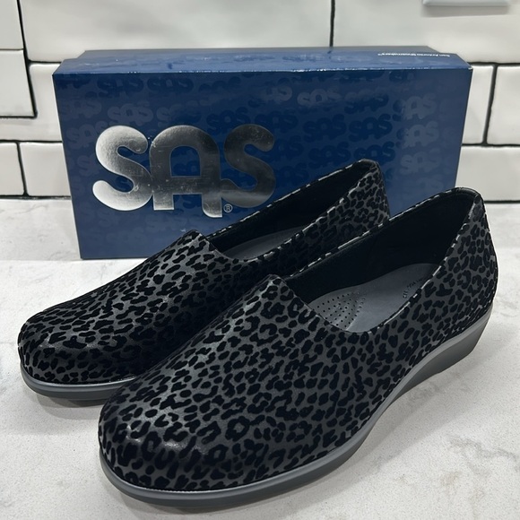 SAS Bliss Wedge Velvet Black Leopard Print Slip-On Shoes 9W - Picture 6 of 14